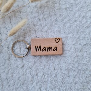 Houten sleutelhanger ''Mama''